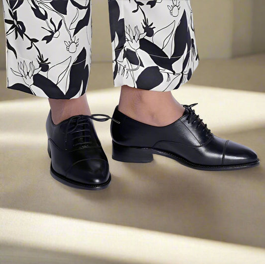 Zeisty Black Oxford for Women