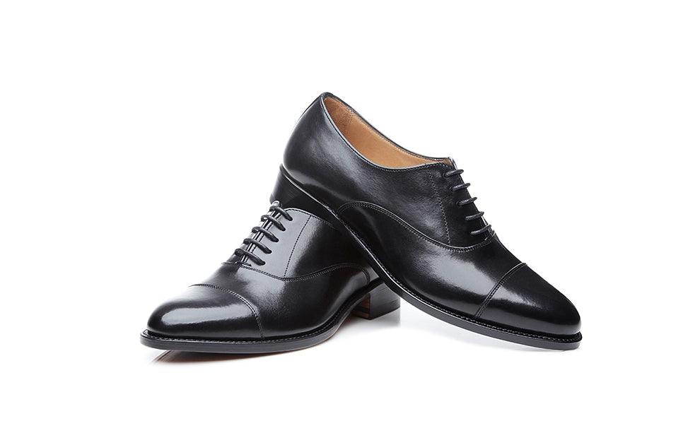 Zeisty Black Oxford for Women