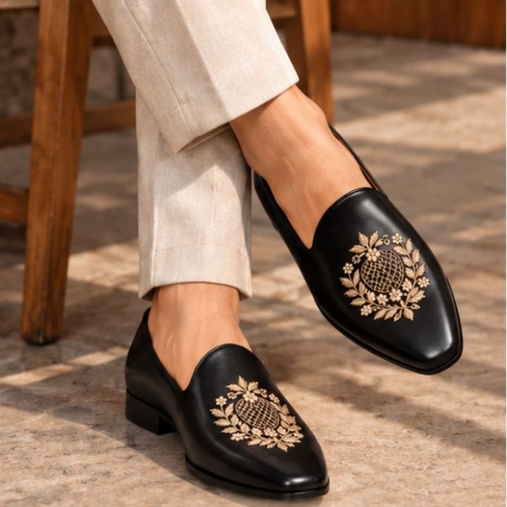 Rostam Black Patina Embroidery Mojari