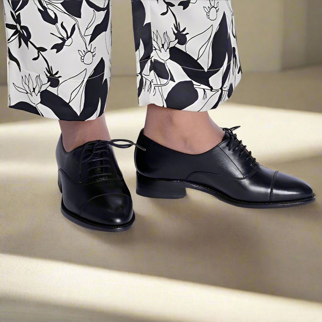 Zeisty Black Oxford for Women